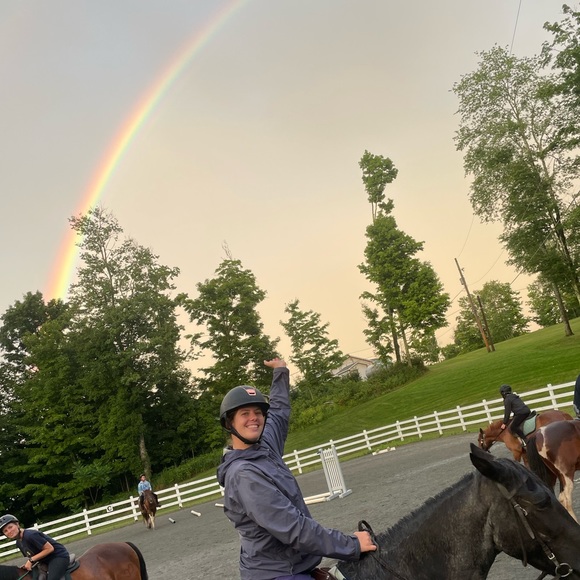 Meet your Posher, Lucy - Picture 2 of 2